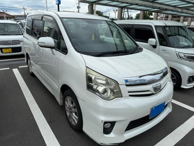 2011 Mazda Bongo Van