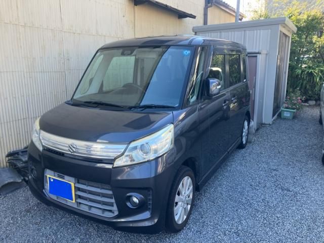 Mazda Bongo front view