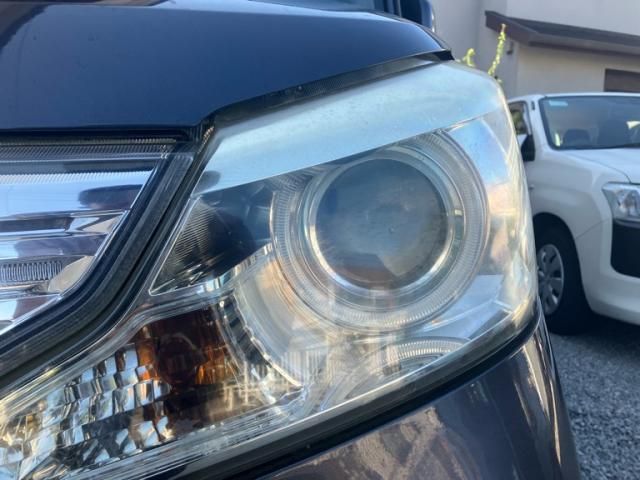 Mazda Bongo rear view