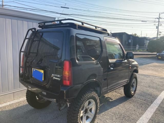 Mazda Bongo rear view