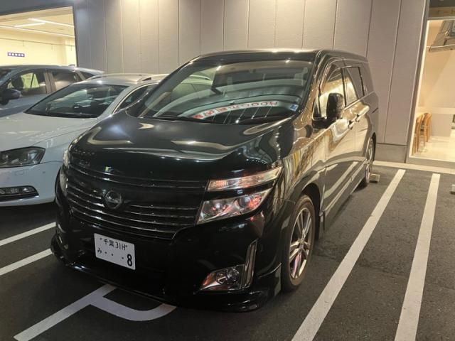 Mazda Bongo front view