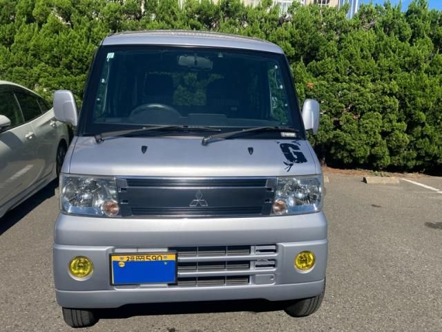 2011 Mazda Bongo Van