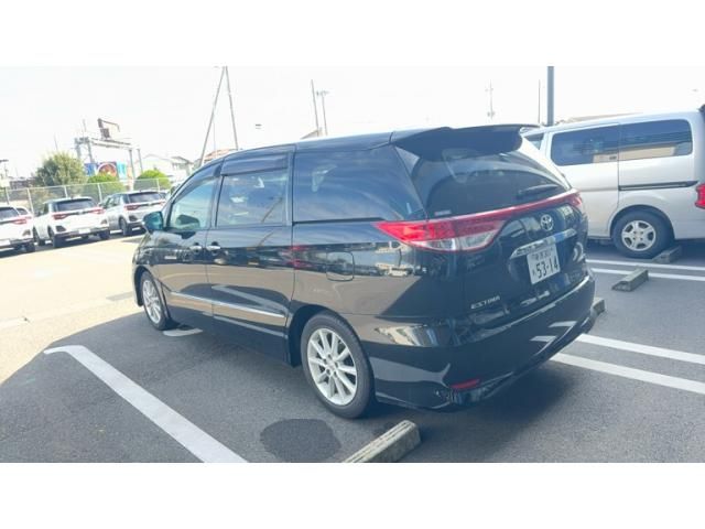 Mazda Bongo front view