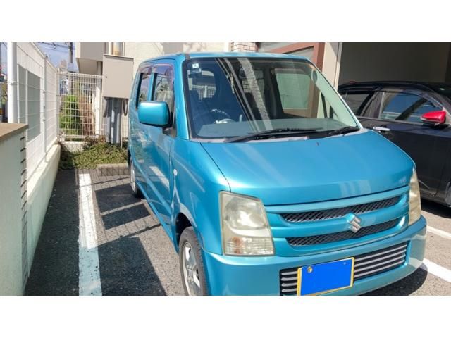 Mazda Bongo front view