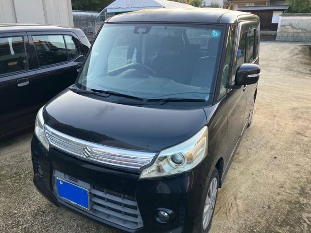 Mazda Bongo front view