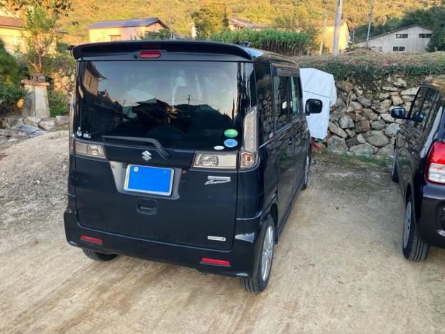 Mazda Bongo rear view