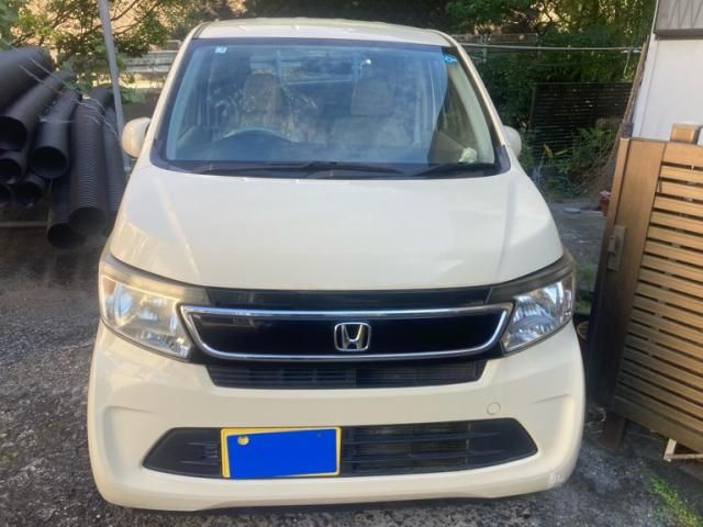 Mazda Bongo front view
