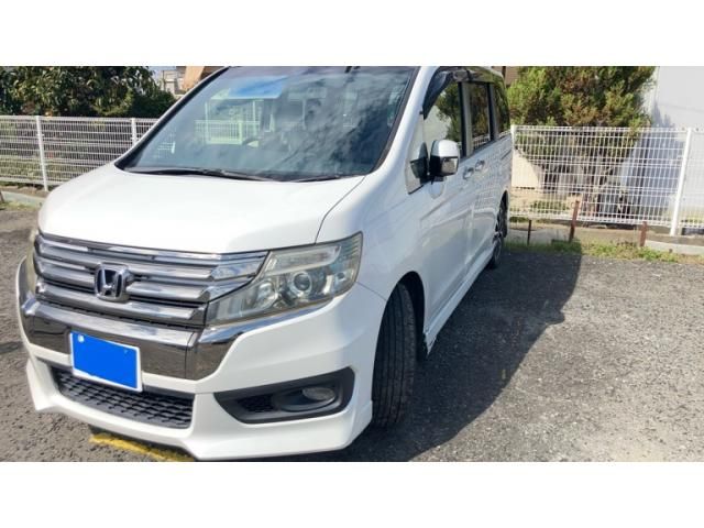 Mazda Bongo rear view