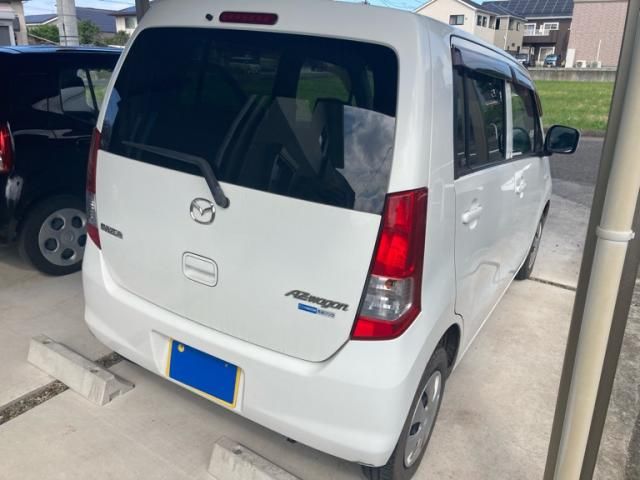 Mazda Bongo rear view