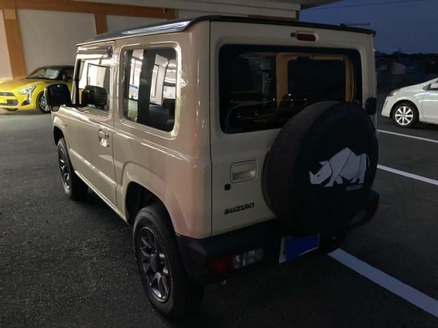 Mazda Bongo front view