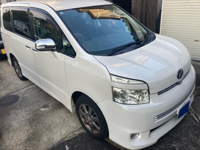 Mazda Bongo rear view