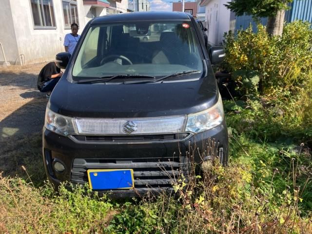 Mazda Bongo front view