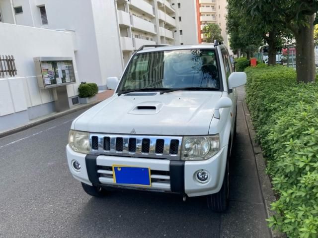 Mazda Bongo rear view