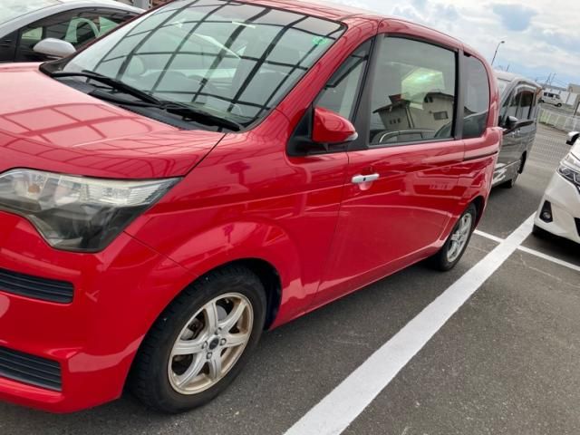 Mazda Bongo rear view