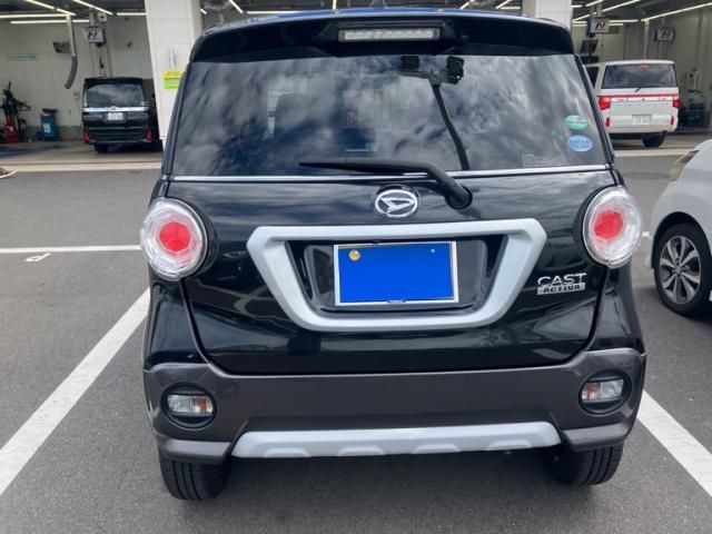 Mazda Bongo rear view