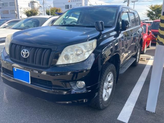 Mazda Bongo front view