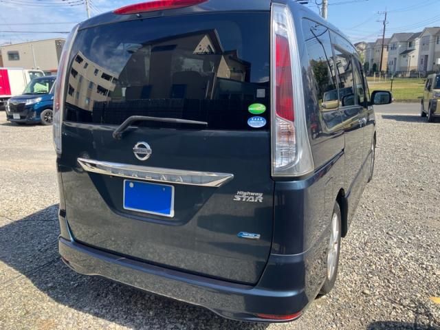 Mazda Bongo rear view