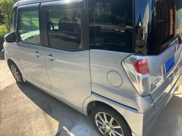 Mazda Bongo rear view