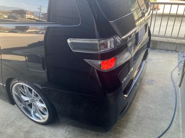 Mazda Bongo rear view
