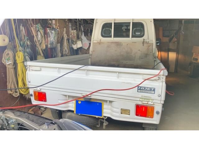 Mazda Bongo front view