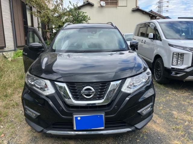 Mazda Bongo front view
