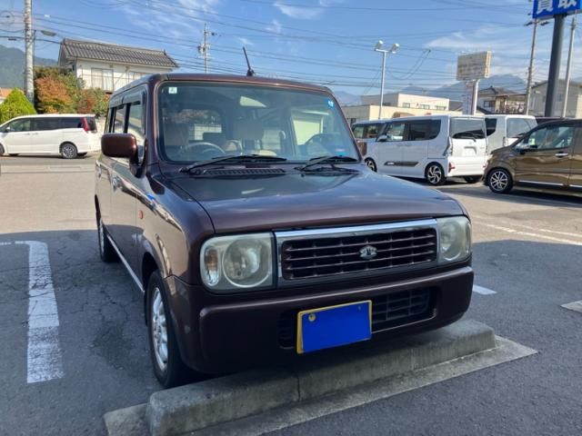 Mazda Bongo rear view