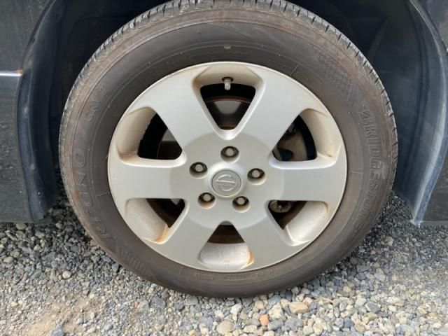 Mazda Bongo rear view