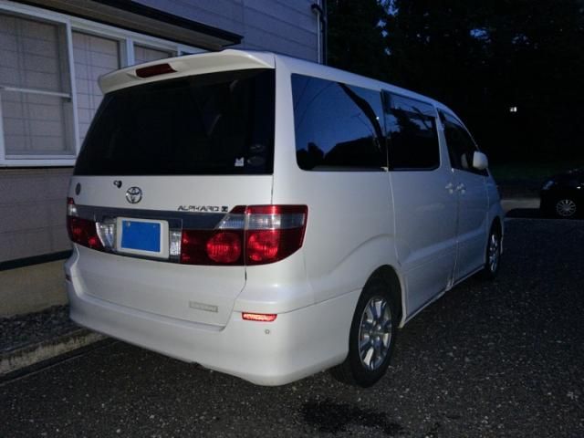 Mazda Bongo rear view