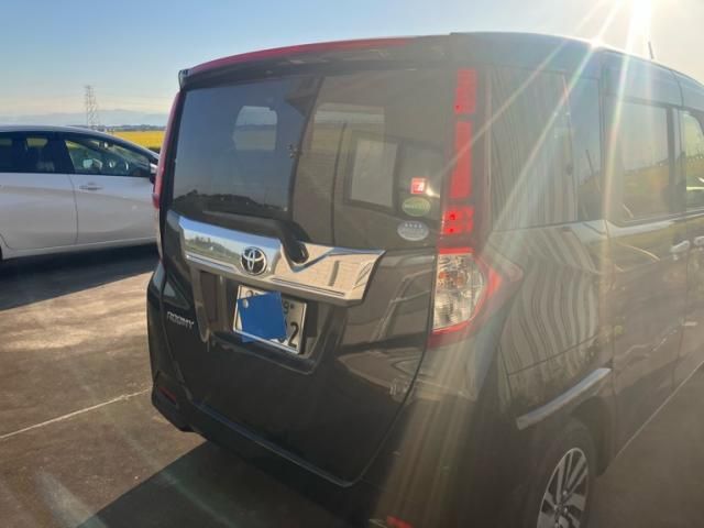 Mazda Bongo rear view