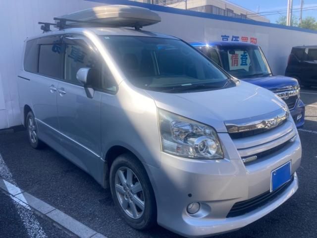 2011 Mazda Bongo Van