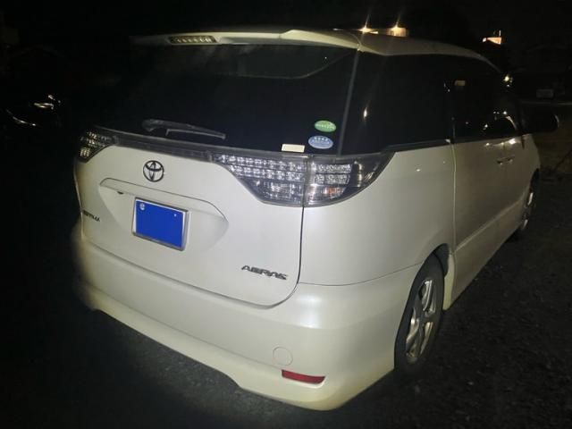 Mazda Bongo rear view