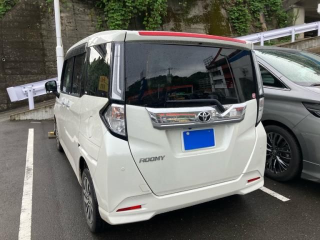 Mazda Bongo rear view