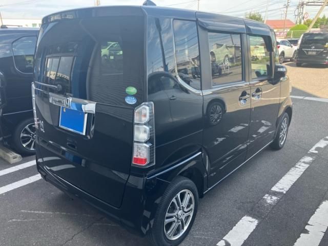 Mazda Bongo rear view