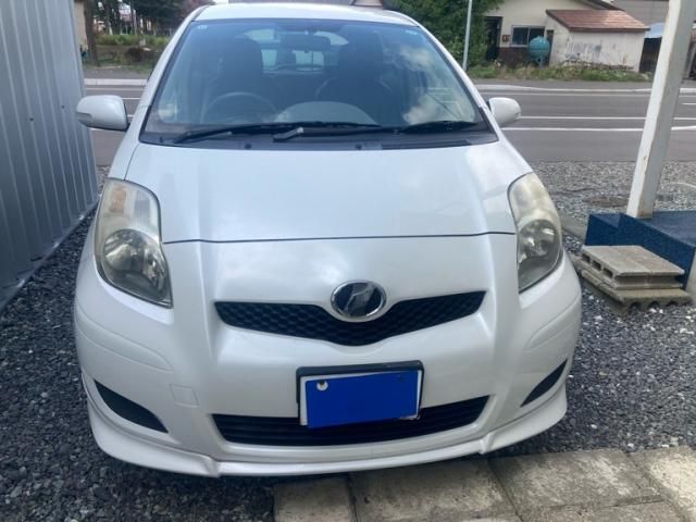 Mazda Bongo front view