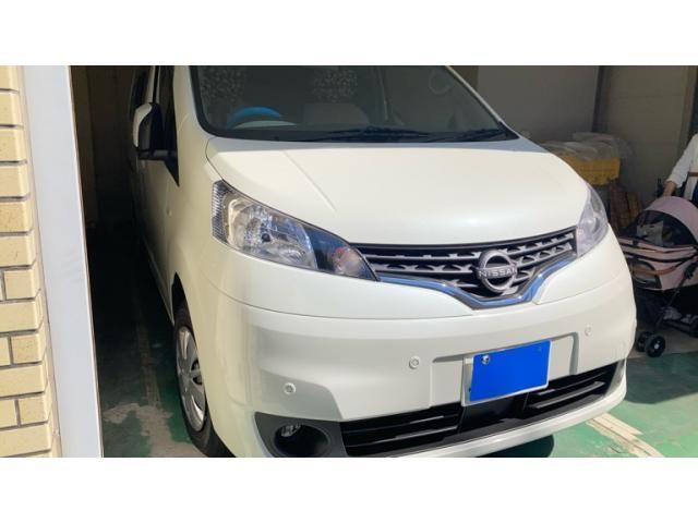 Mazda Bongo front view