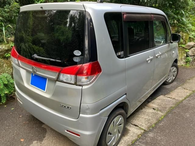 Mazda Bongo front view