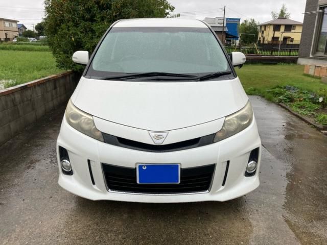 Mazda Bongo front view