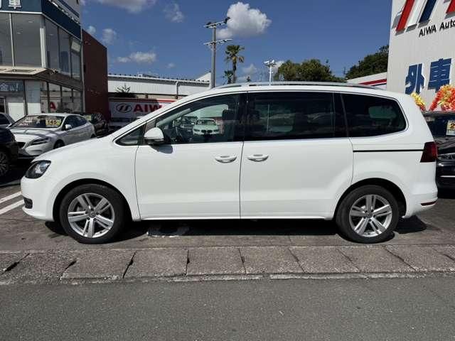 Mazda Bongo front view