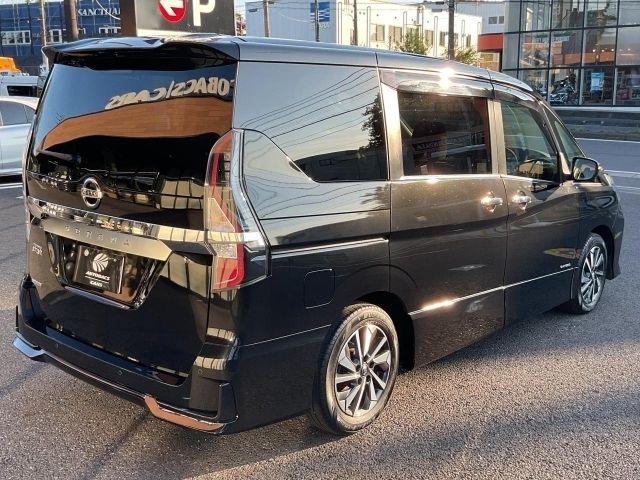 Mazda Bongo rear view