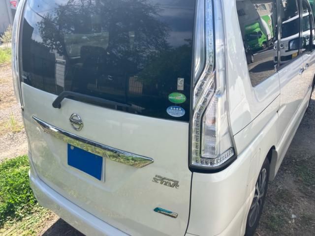 Mazda Bongo rear view