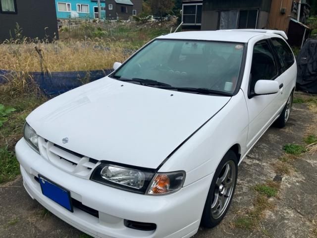 Mazda Bongo front view