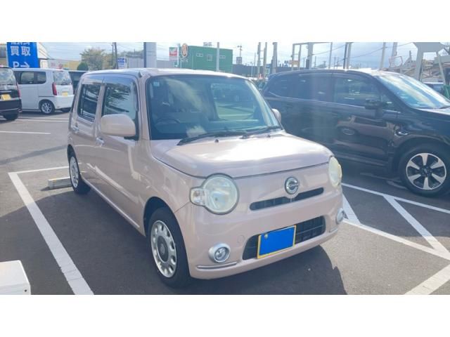 Mazda Bongo front view