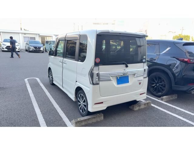 Mazda Bongo rear view