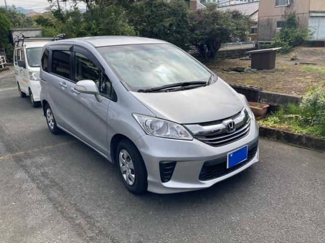 Mazda Bongo front view