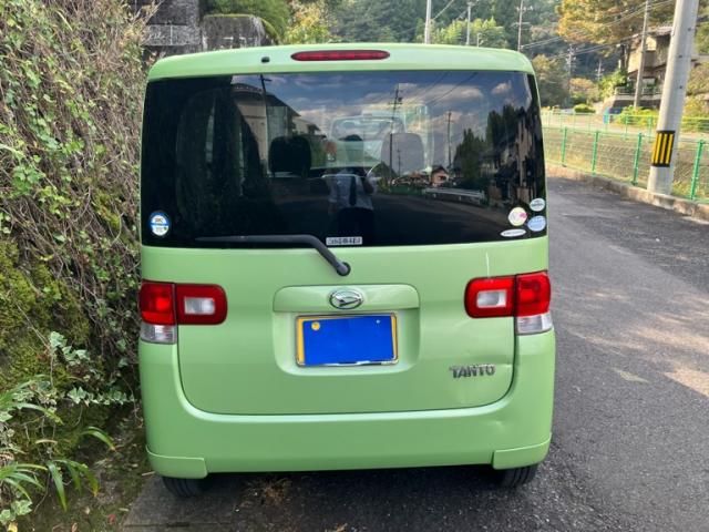 Mazda Bongo rear view