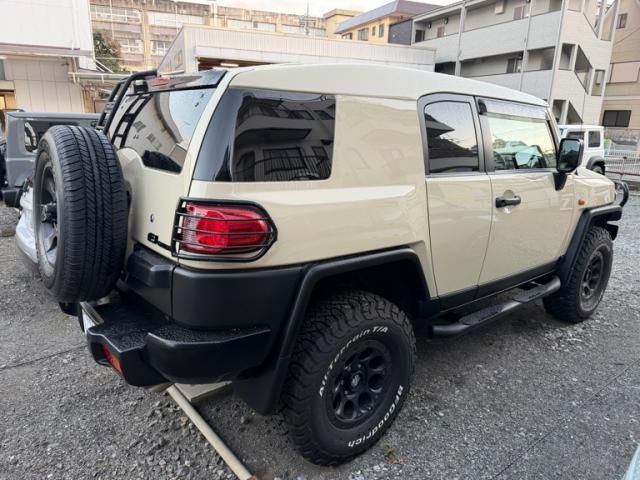 Mazda Bongo rear view