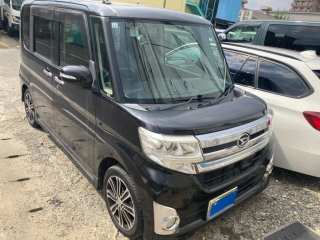 Mazda Bongo front view