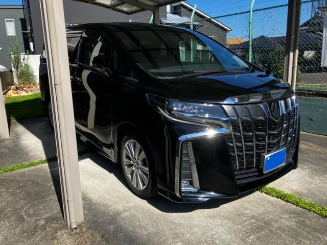 Mazda Bongo front view