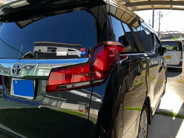 Mazda Bongo rear view