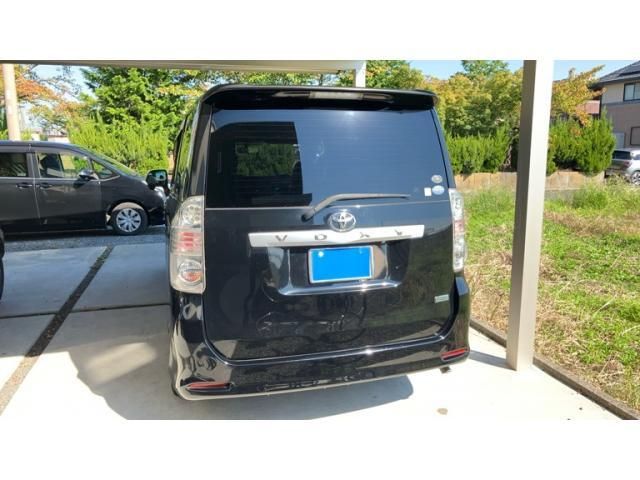 Mazda Bongo rear view